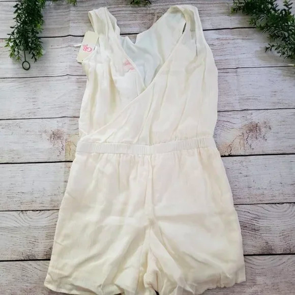 GB GIRLS ivory cream sleeveless embroidered romper XL - Picture 4 of 6